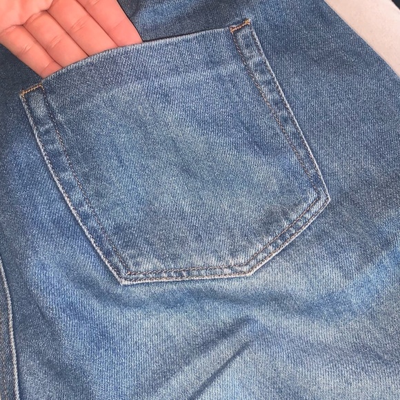 Klarissa Paperbag Waist Jeans - Medium Blue Wash
Size: L - Picture 6 of 6